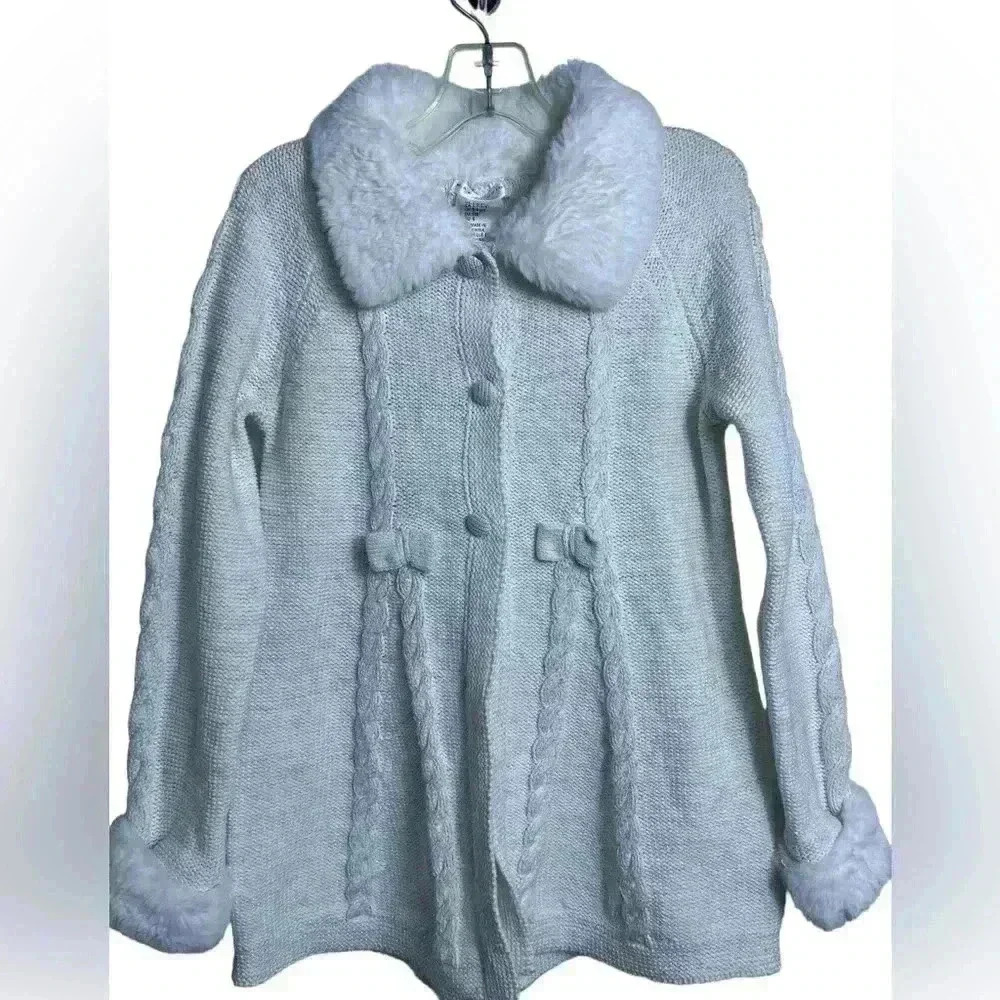 Max Studio Girls 5-6 White with Metallic Faux Fur Coat